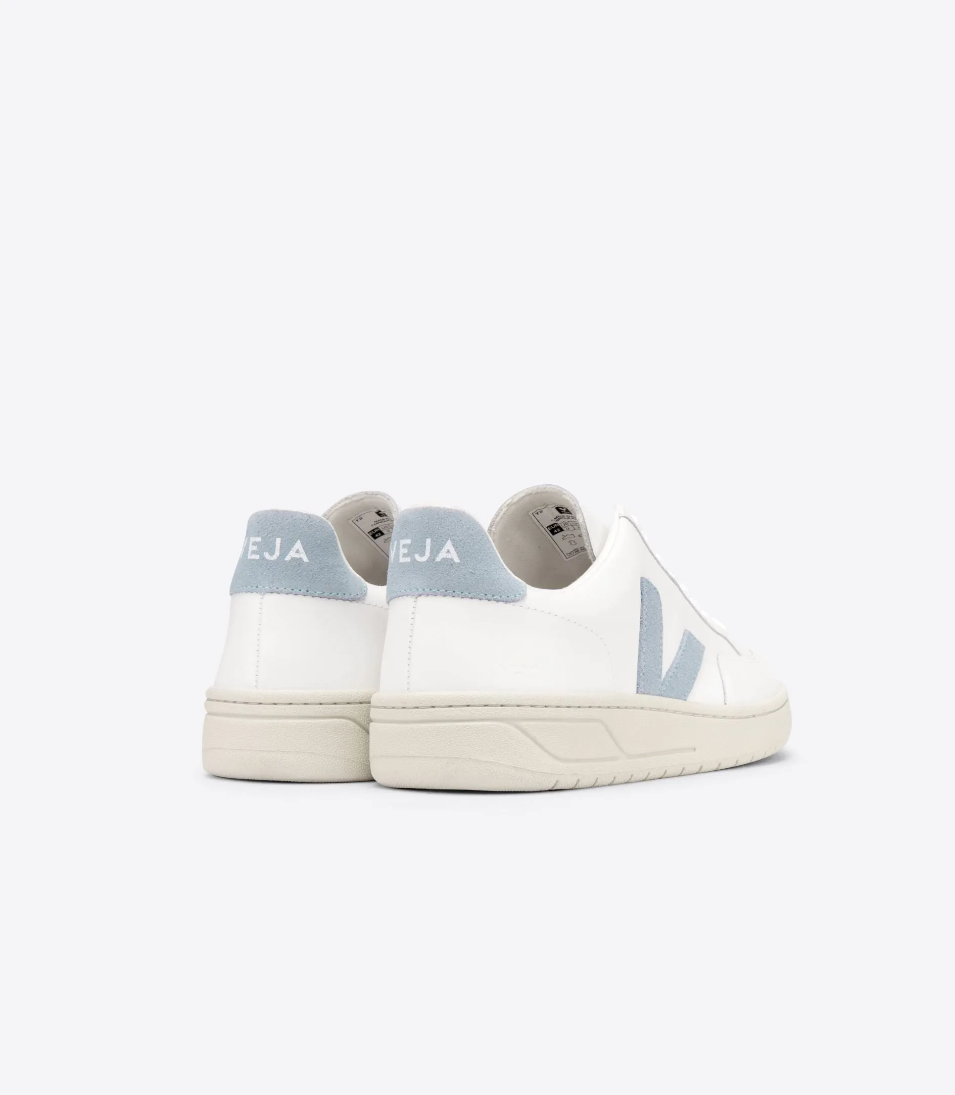 Veja - V-12 Leather in Extra White Steel